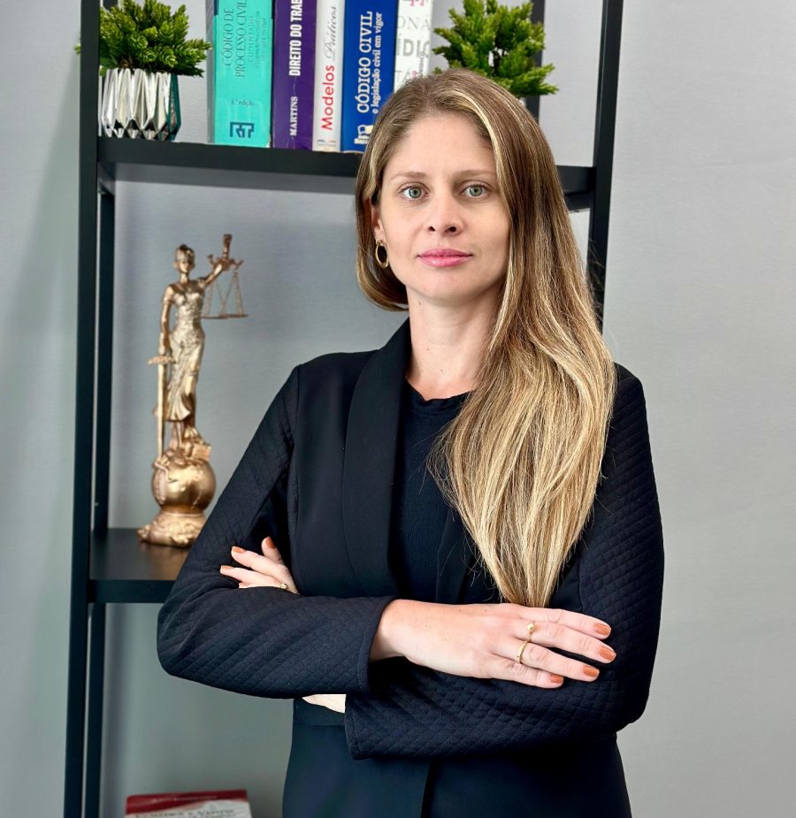 beatriz-advogada-DwivQisQ